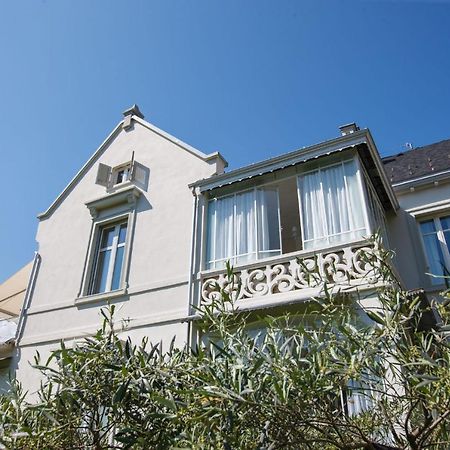 Villa Rachel Intra Exterior photo